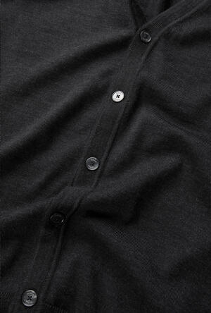 Cardigan in pura lana pettinata ESSENTIAL - Ferrante | img vers.300x/