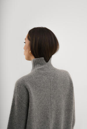 Ciclista in cashmere con retro lavorato LUXURY - Ferrante | img vers.300x/