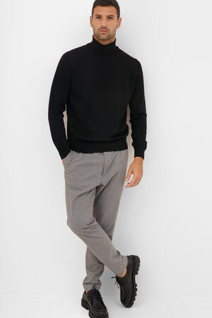 Dolcevita in pura lana pettinata ESSENTIAL - Ferrante | img vers.300x/