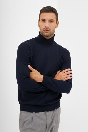 Dolcevita in pura lana pettinata ESSENTIAL - Ferrante | img vers.300x/