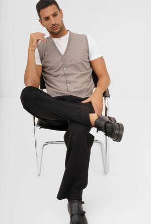 Gilet in pura lana pettinata ESSENTIAL - Ferrante | img vers.300x/