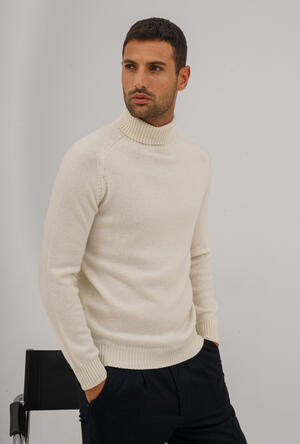 Dolcevita manica a sella ROYAL RED - Ferrante | img vers.300x/