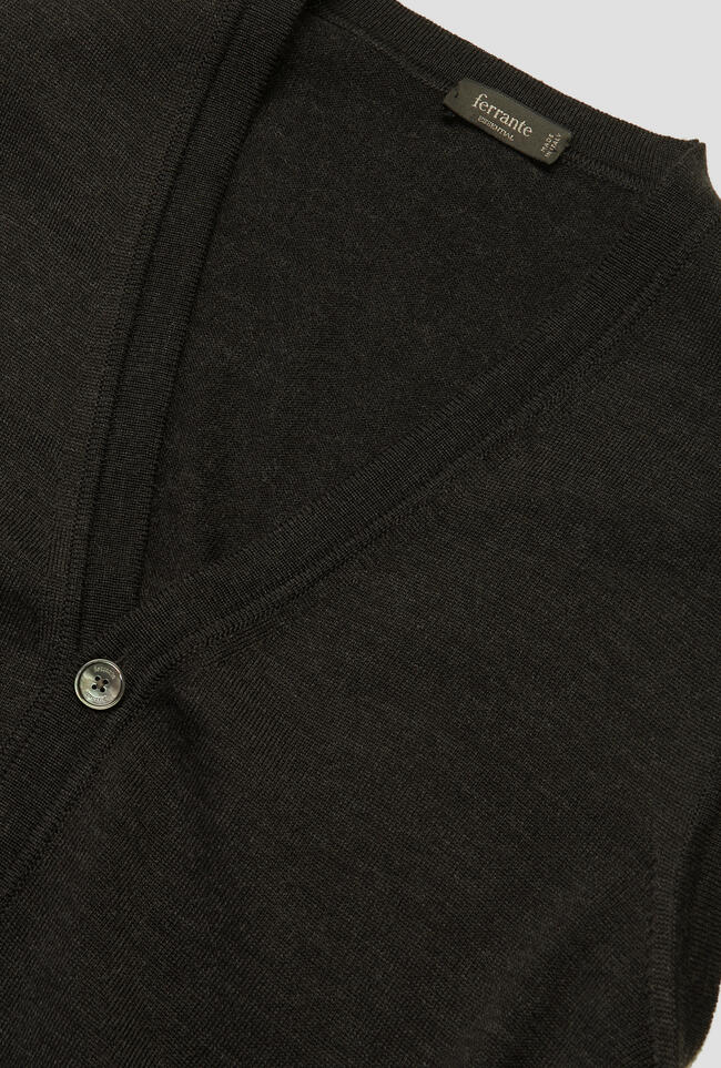 Gilet in pura lana pettinata ESSENTIAL - Ferrante | img vers.1300x/