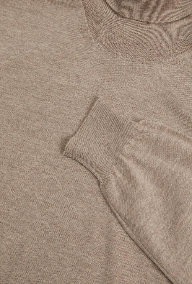 Dolcevita ultralight finezza 18 ROYAL RED - Ferrante | img vers.1300x/