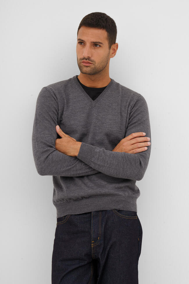 Pullover in pura lana pettinata ESSENTIAL - Ferrante | img vers.1300x/