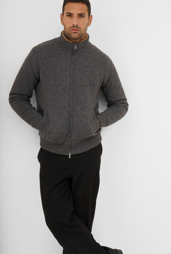 Giubbino in maglia con eco-pelliccia bouclè MAIN - Ferrante | img vers.1300x/