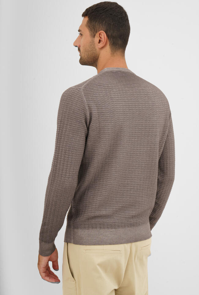 Girocollo con lavorazione tinto in capo MAIN - Ferrante | img vers.1300x/